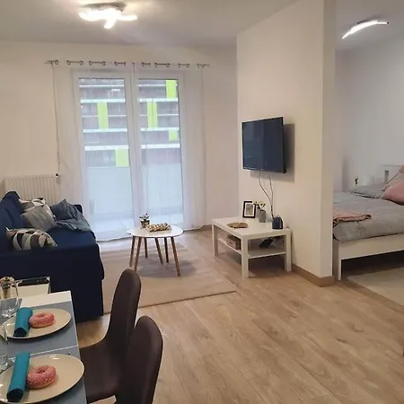 Promenade Premium For 4 Apartment *